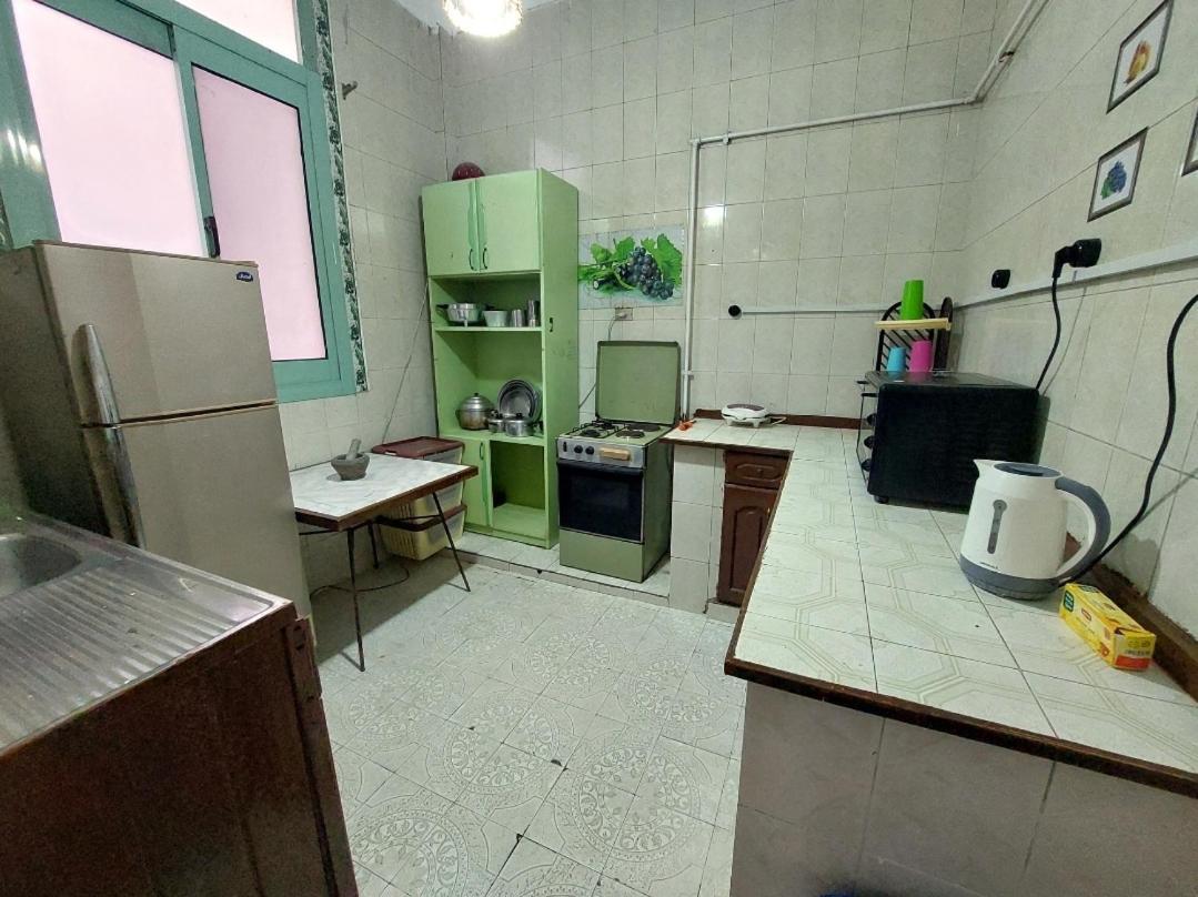 Al- Mazareta A Private Room At Shared Apartment For Men Only No Ladies Allowed غرفة خاصة في شقة مشتركة للرجال فقط ممنوع السيدات仅限男士 女士不允许 알렉산드리아 외부 사진